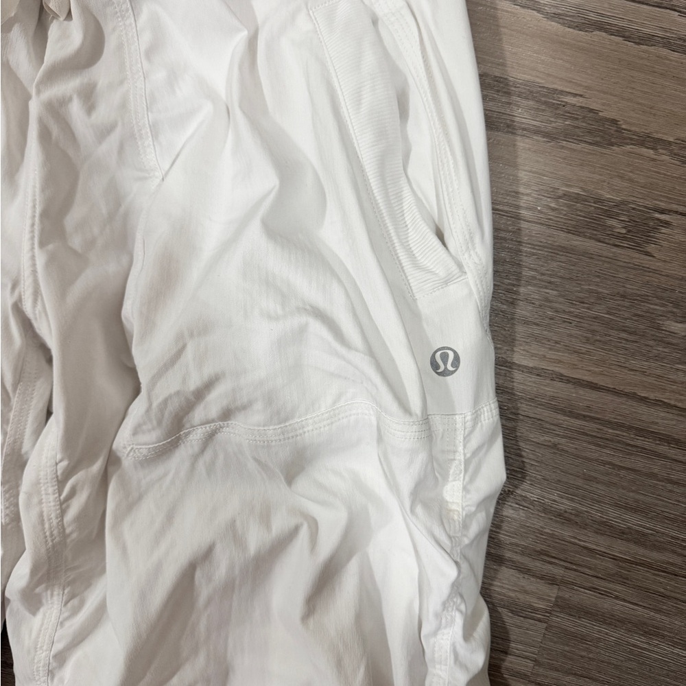 White Lululemon Dance Studio Pants Woman’s Size 6 - Picture 3 of 6